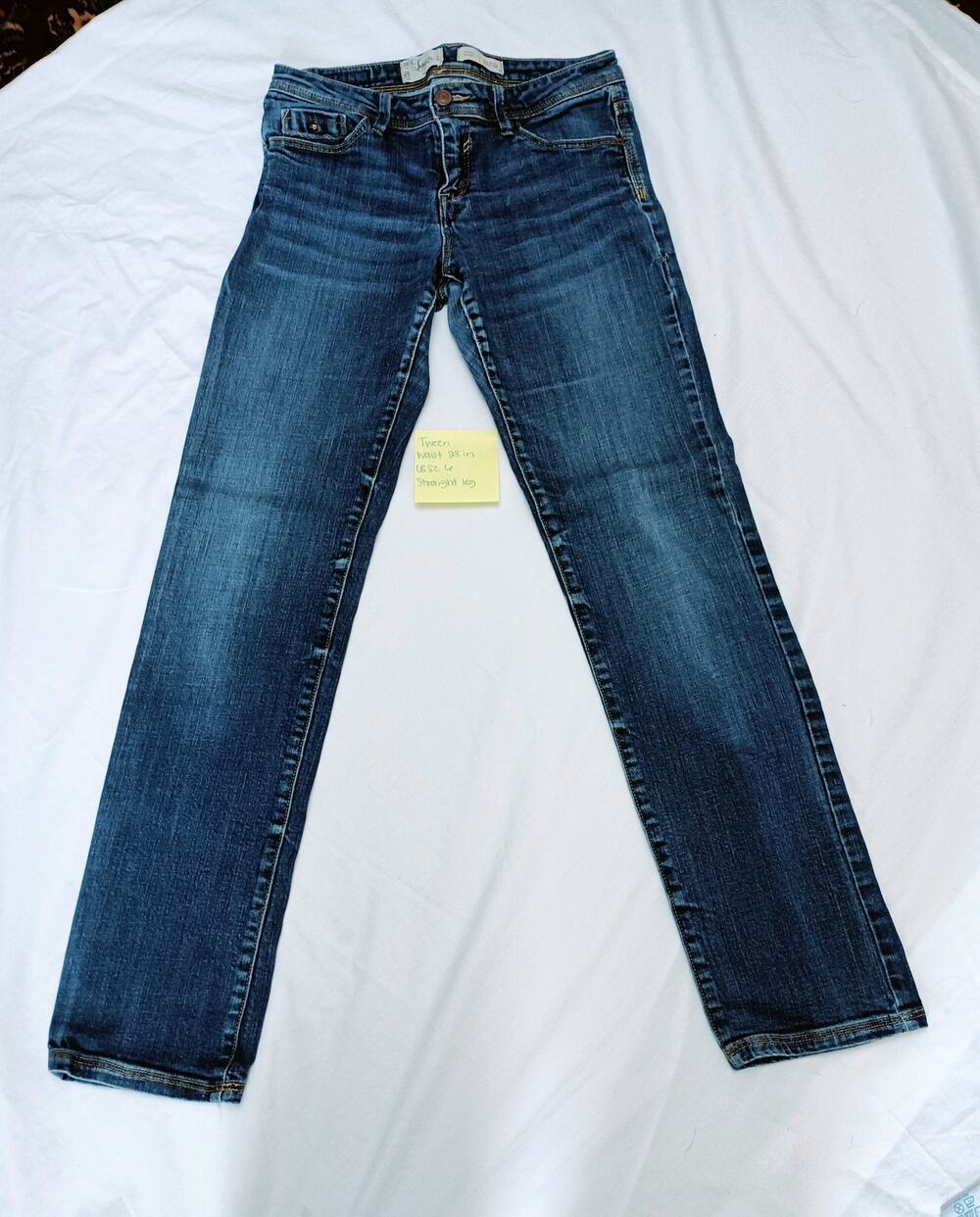 Tween Original - Women's Medium Wash Straight Leg Jeans - Sz 6 - Excellent